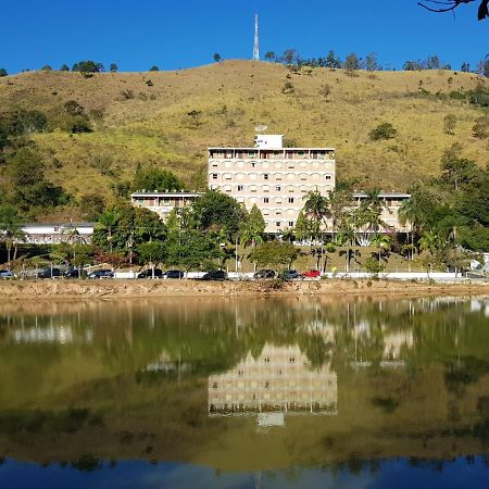 Belo Flat Cavalinho Branco - Aguas De Lindoia Daire Dış mekan fotoğraf