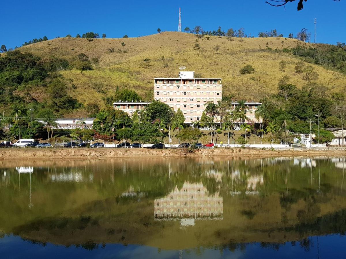 Belo Flat Cavalinho Branco - Aguas De Lindoia Daire Dış mekan fotoğraf